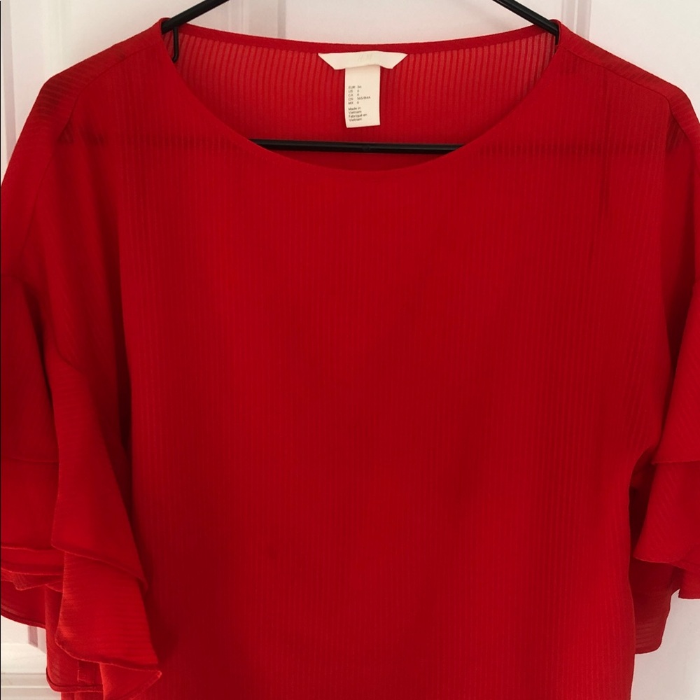 H&M Red Ruffle Sleeve Blouse - Picture 4 of 4